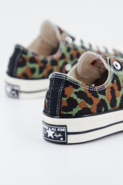 CONVERSE CHUCK OX en color VERDE (3)