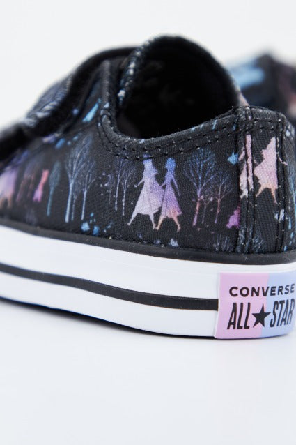 CONVERSE CTAS V OX en color NEGRO (3)