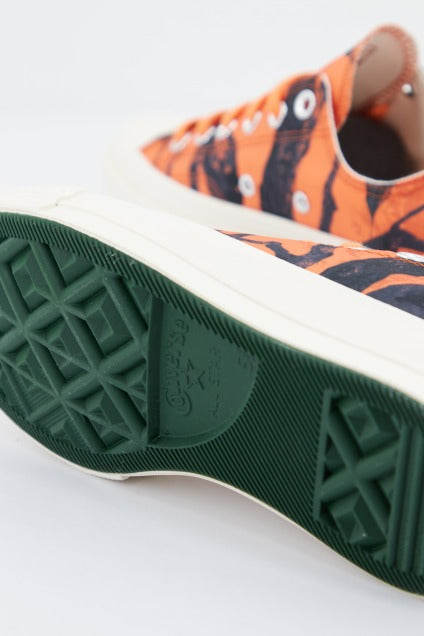 CONVERSE CHUCK OX en color NARANJA (4)