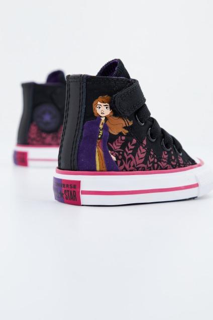 CONVERSE CTAS V HI en color NEGRO (2)