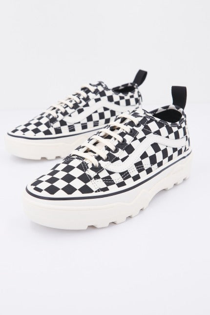VANS UA SENTRY OLD SKOOL WC en color BEIS (1)