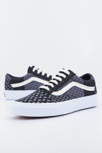 VANS UA OLD SKOOL en color NEGRO (1)