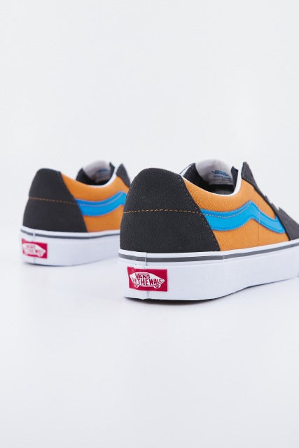 VANS UA SK-LOW en color NEGRO (3)