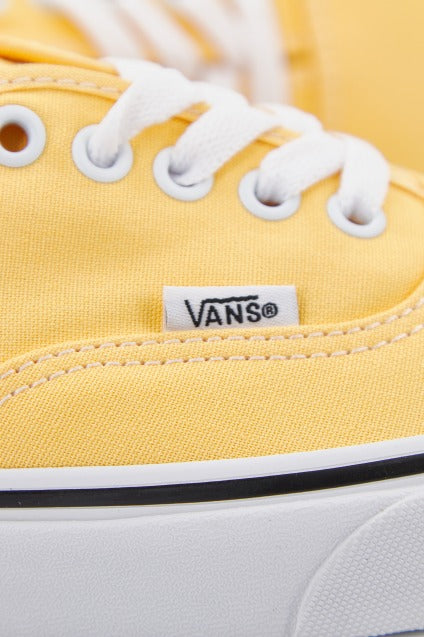 VANS UA AUTHENTIC en color AMARILLO (4)