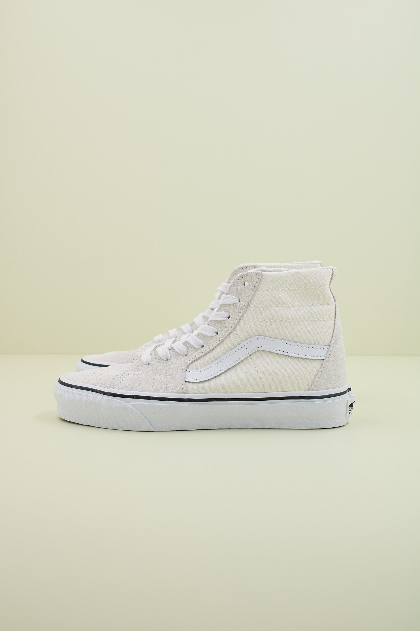VANS UA SK- HI TAPERED en color BLANCO (1)