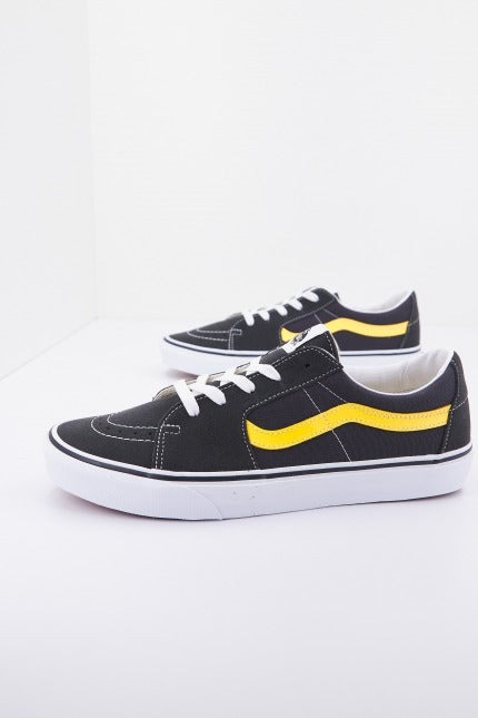 VANS UA SK-LOW en color NEGRO (1)