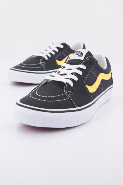 VANS UA SK-LOW en color NEGRO (2)