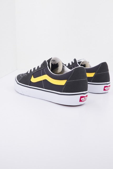 VANS UA SK-LOW en color NEGRO (3)