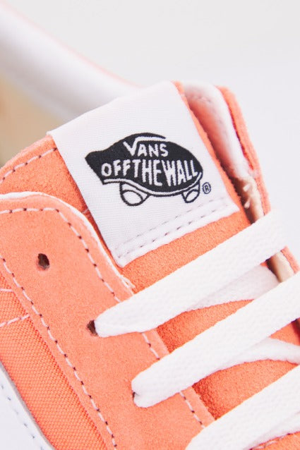 VANS UA SK-LOW en color NARANJA (4)