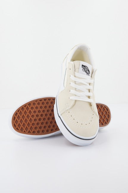 VANS UA SK-LOW en color AMARILLO (4)