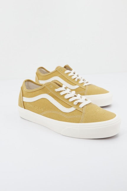 VANS UA OLD SKOOL TAPERED en color AMARILLO (2)