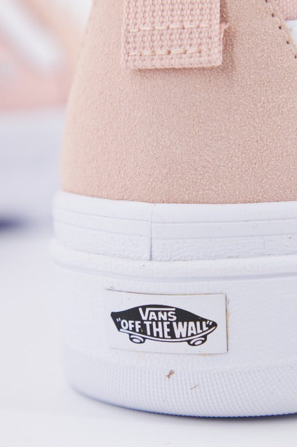 VANS UA SENTRY SK-HI WC en color ROSA (4)