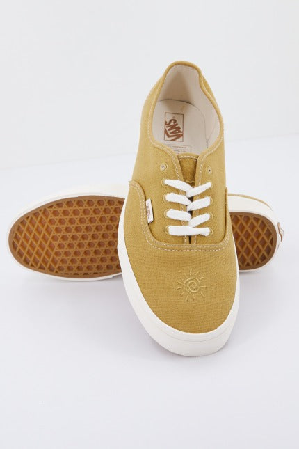 VANS UA AUTHENTIC en color AMARILLO (2)