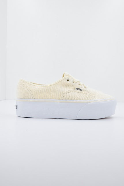 VANS UAAUTHENTIC STACKFORM en color NUDE (2)