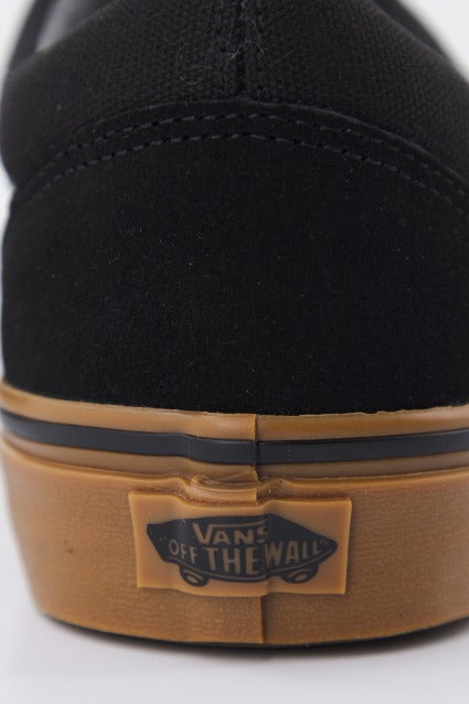 VANS UA OLD SKOOL en color NEGRO (4)