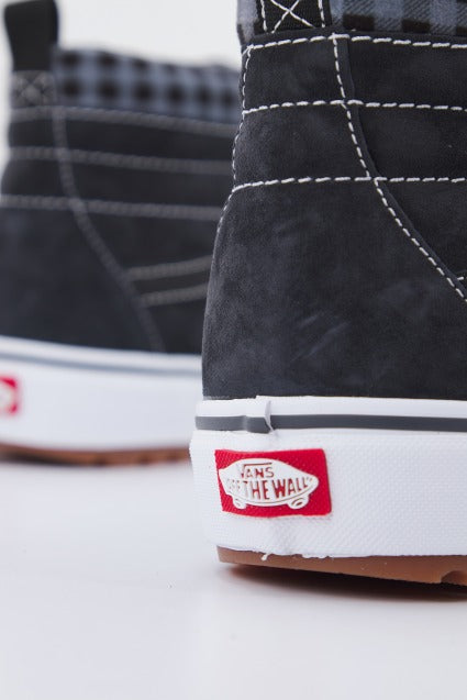 VANS UA SK-HI en color GRIS (4)