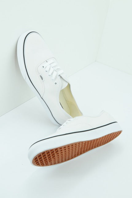 VANS UA AUTHENTIC en color BLANCO (2)