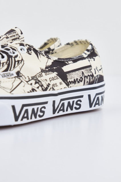 VANS UA AUTHENTIC en color NEGRO (3)