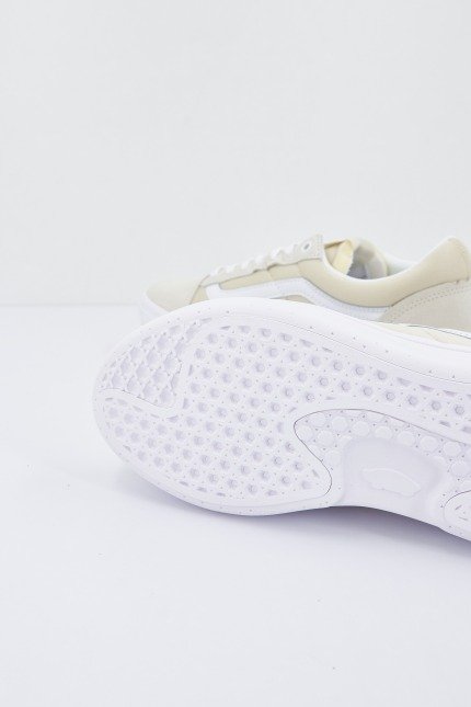 VANS OLD SKOOL OVERT CC en color BEIS  (4)