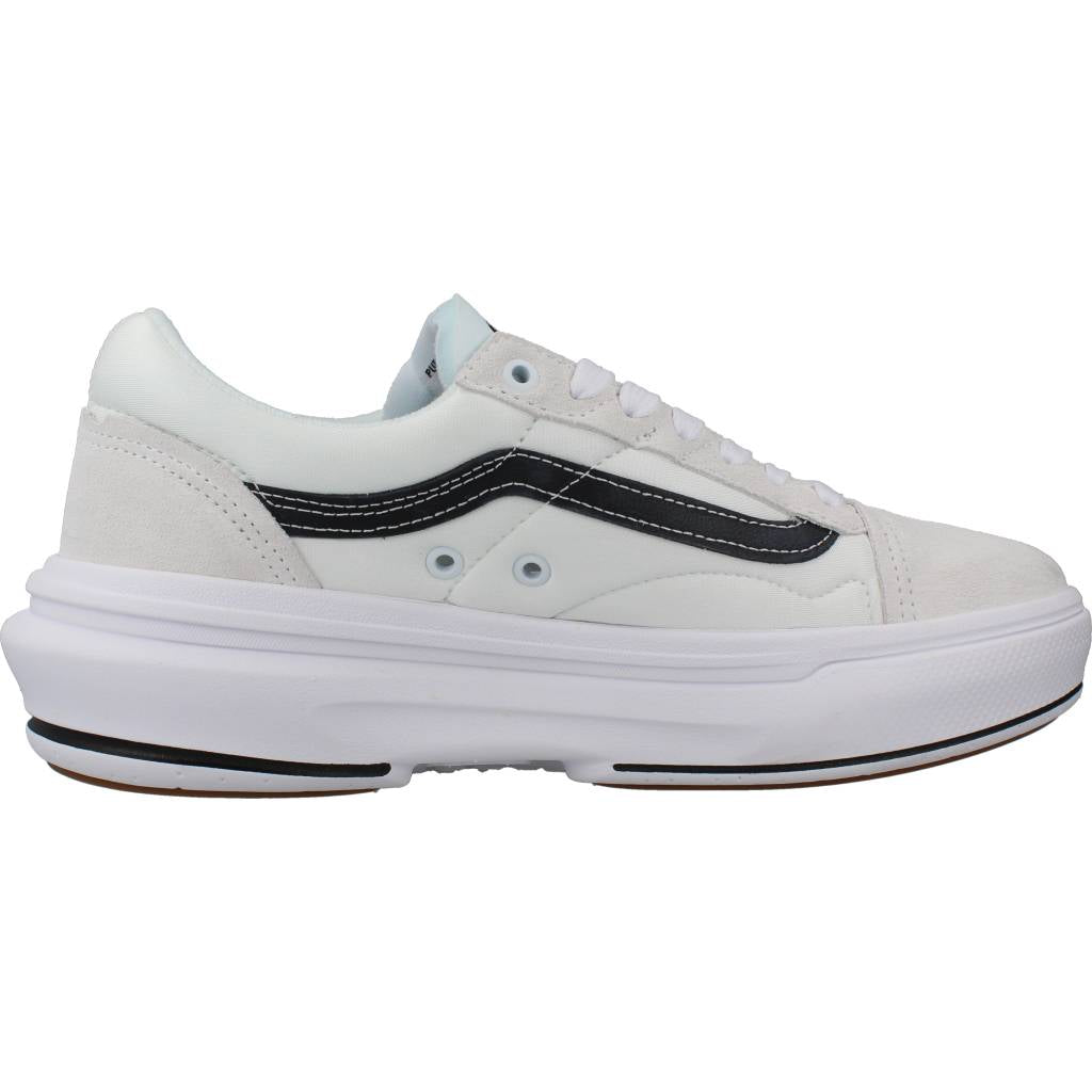VANS OLD SKOOL OVERT CC en color BLANCO (4)