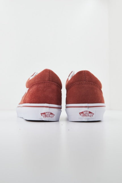VANS VNAUHZBRG en color ROJO (4)