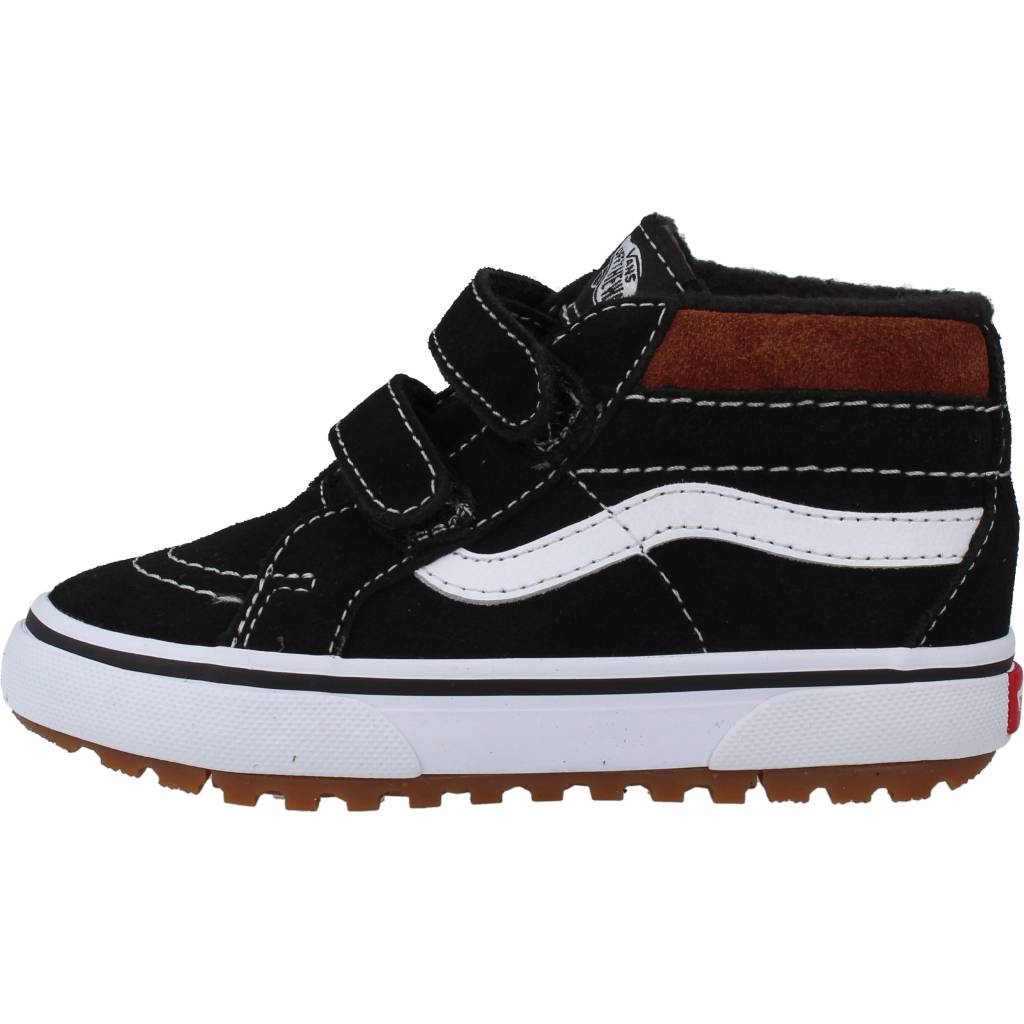 VANS VNAKRNAS en color NEGRO (2)