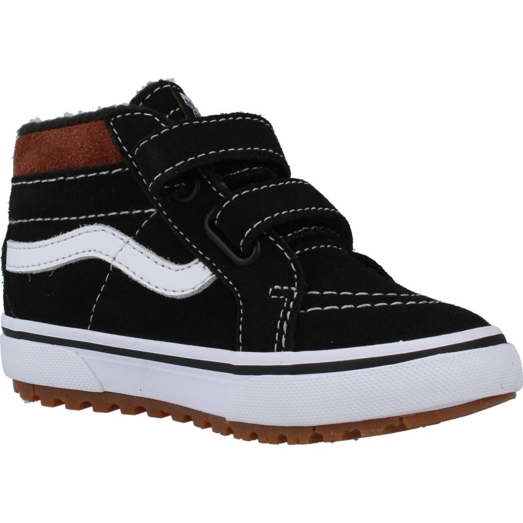 VANS VNAKRNAS en color NEGRO (5)