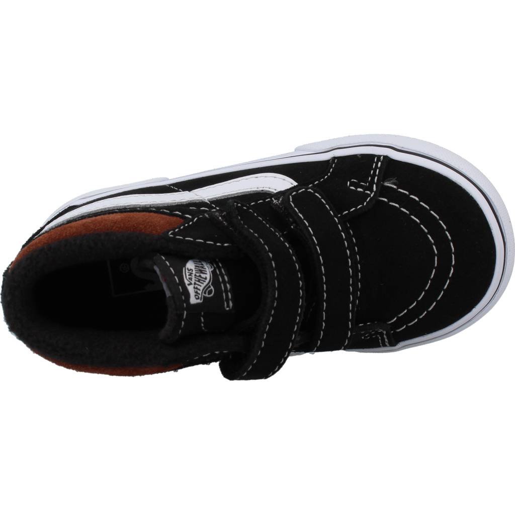 VANS VNAKRNAS en color NEGRO (7)
