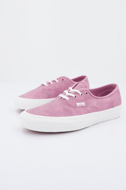 VANS UA AUTHENTIC en color ROSA (1)
