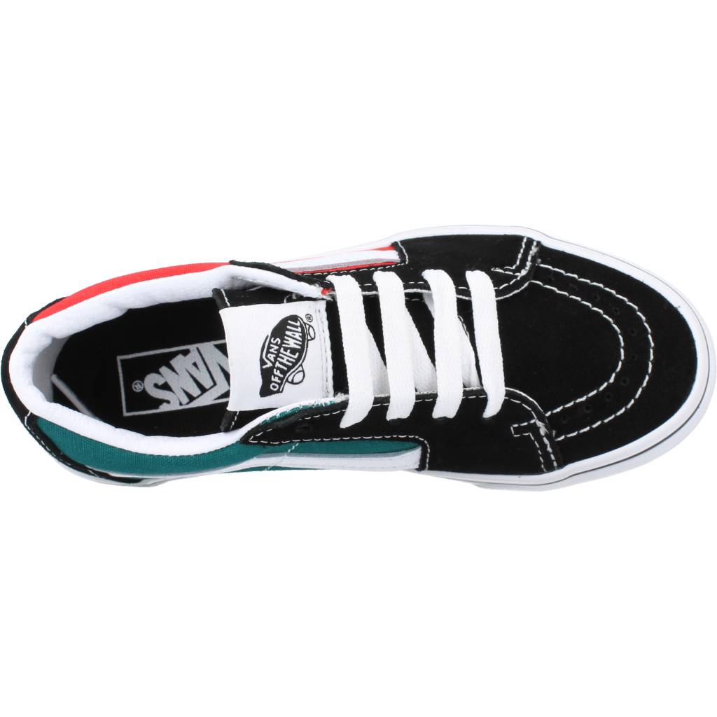 VANS UY SK-LOW en color NEGRO (7)
