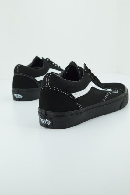 VANS VNAWKTWU en color NEGRO (3)