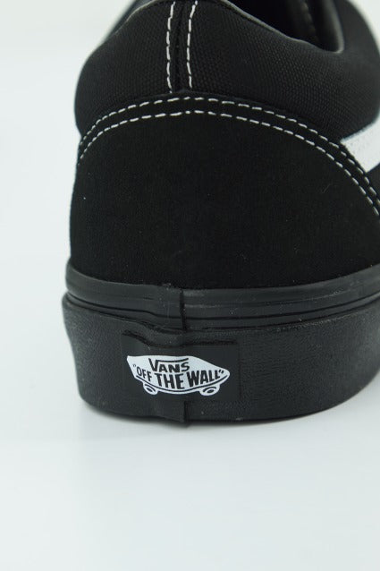VANS VNAWKTWU en color NEGRO (4)