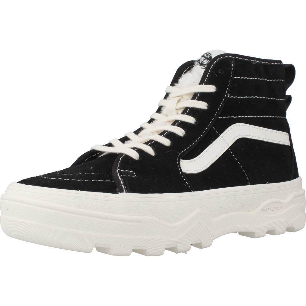VANS UA SENTRY SK-HI en color NEGRO (1)