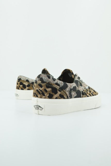 VANS UA ERA en color ANIMAL PRINT (3)