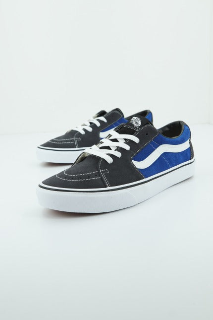 VANS UA SK-LOW en color GRIS (2)
