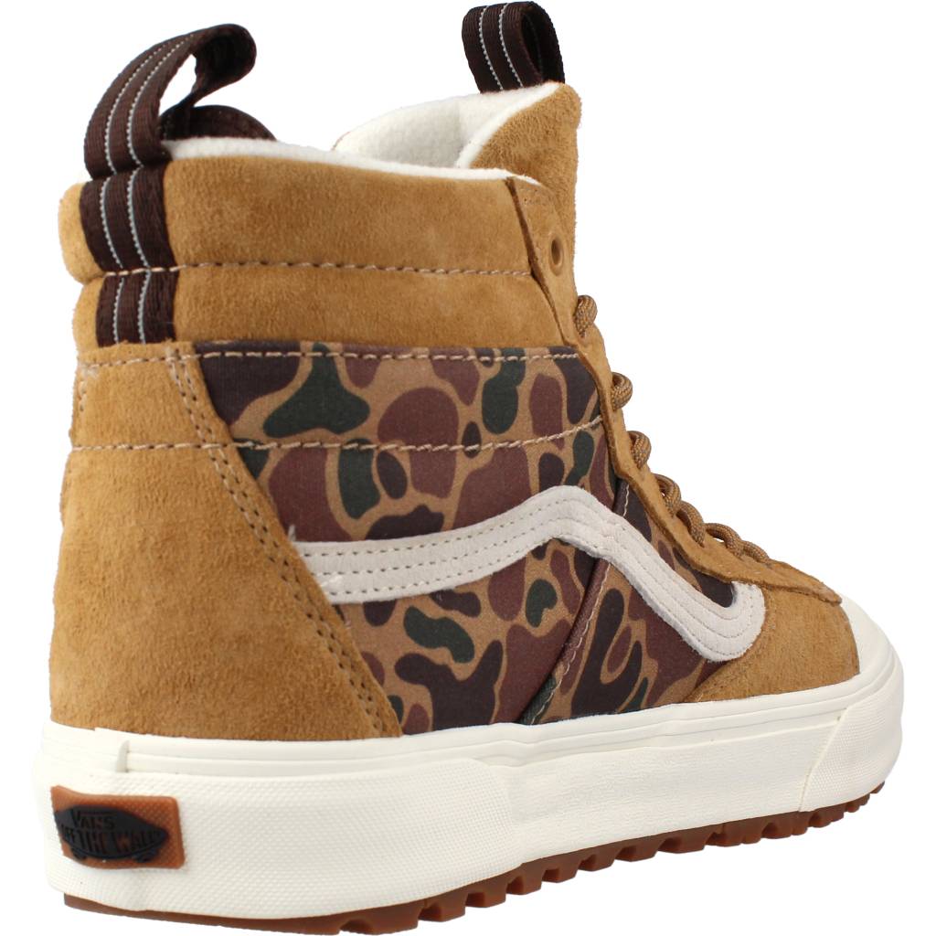 VANS UA SK-HI MTE- en color MARRON CLARO (3)