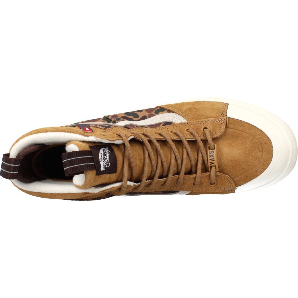 VANS UA SK-HI MTE- en color MARRON CLARO (7)