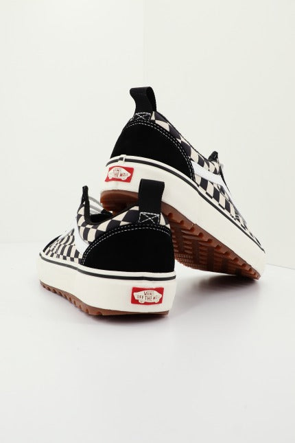 VANS OLD SKOOL en color NEGRO (4)
