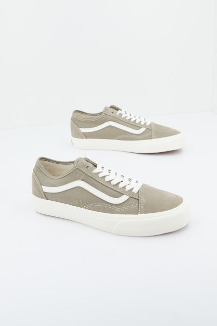 VANS OLD SKOOL TAPERED VR en color GRIS (1)