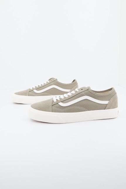 VANS OLD SKOOL TAPERED VR en color GRIS (2)