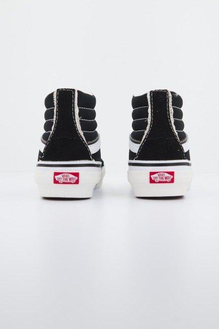 VANS SK-HI RECONSTRUCT en color NEGRO (3)