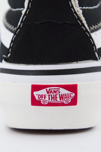 VANS SK-HI RECONSTRUCT en color NEGRO (4)
