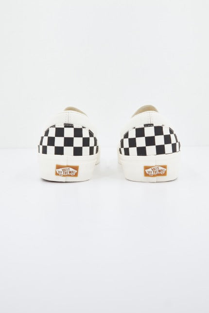 VANS SLIP-ON VR en color BLANCO (3)