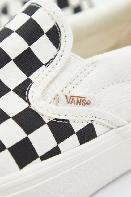 VANS SLIP-ON VR en color BLANCO (4)