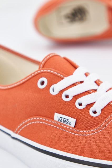 VANS AUTHENTIC COLOR THEORY en color ROJO (4)