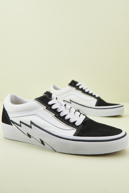 VANS OLD SKOOL BOLT -TONE en color NEGRO (1)