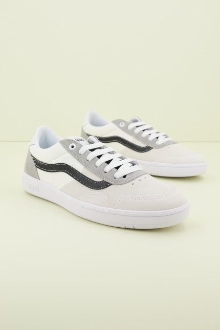 VANS CRUZE TOO CC en color BLANCO (1)