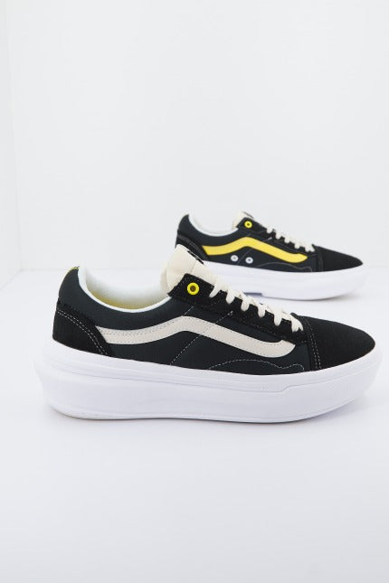 VANS OLD SKOOL OVERT CC en color NEGRO (2)