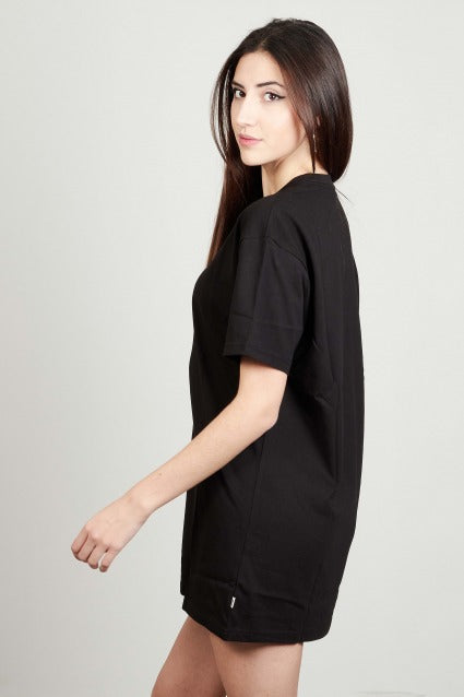 VANS CENTER VEE TEE DRESS en color NEGRO (1)