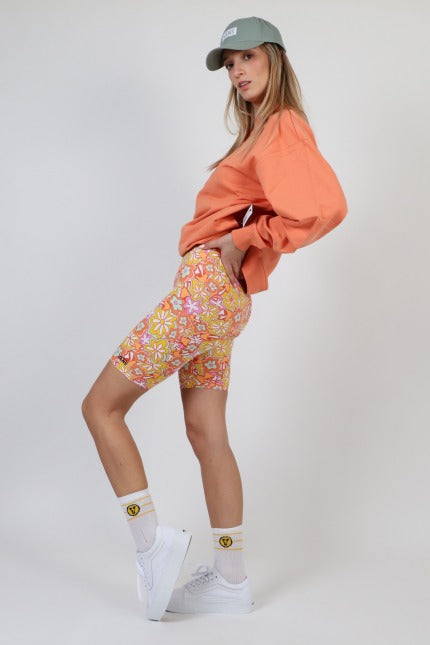 VANS FLYING V PRINT LEGGING SHORT en color FLORAL (3)